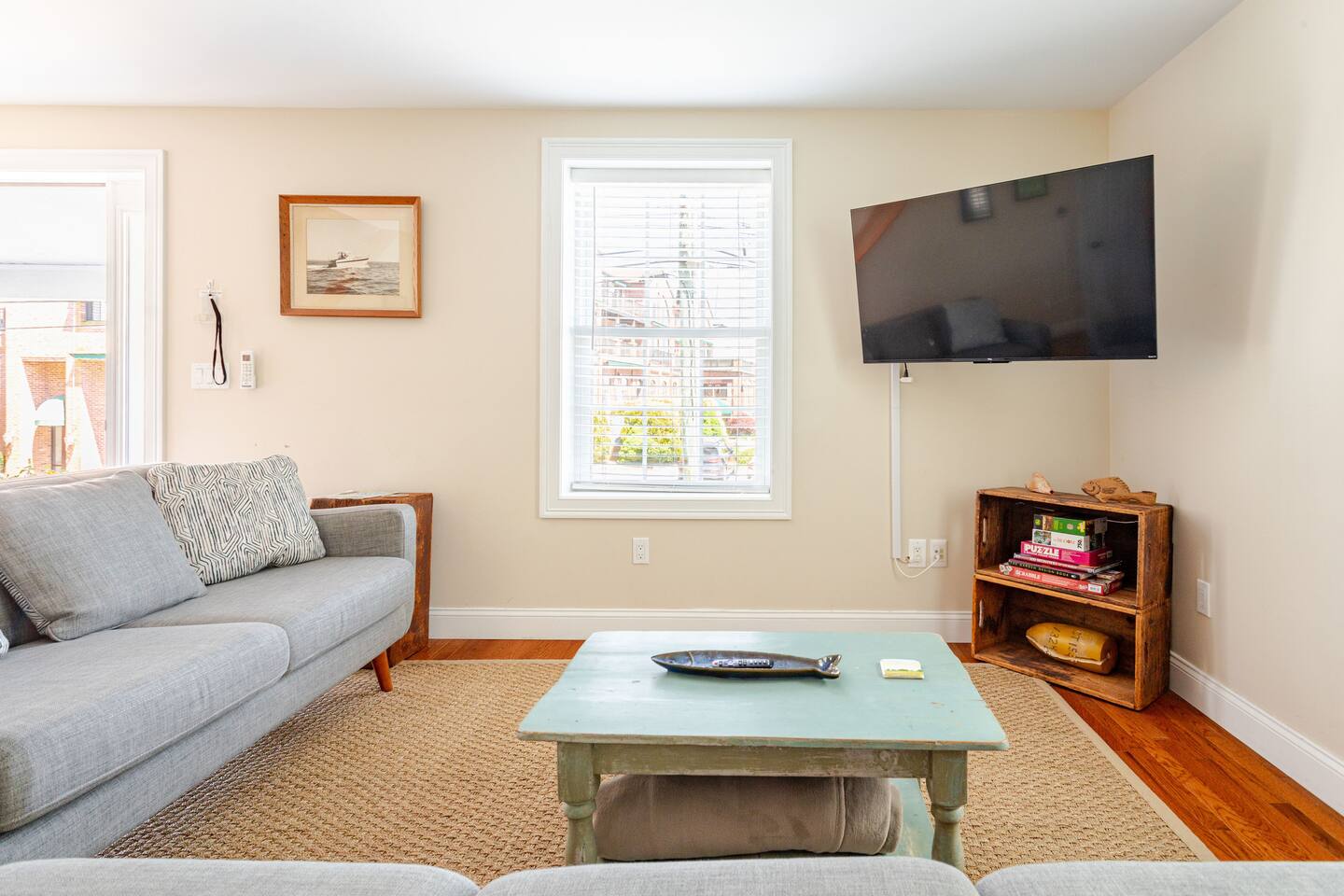 ⚓ Newly Renovated Townhouse in Downtown Mystic