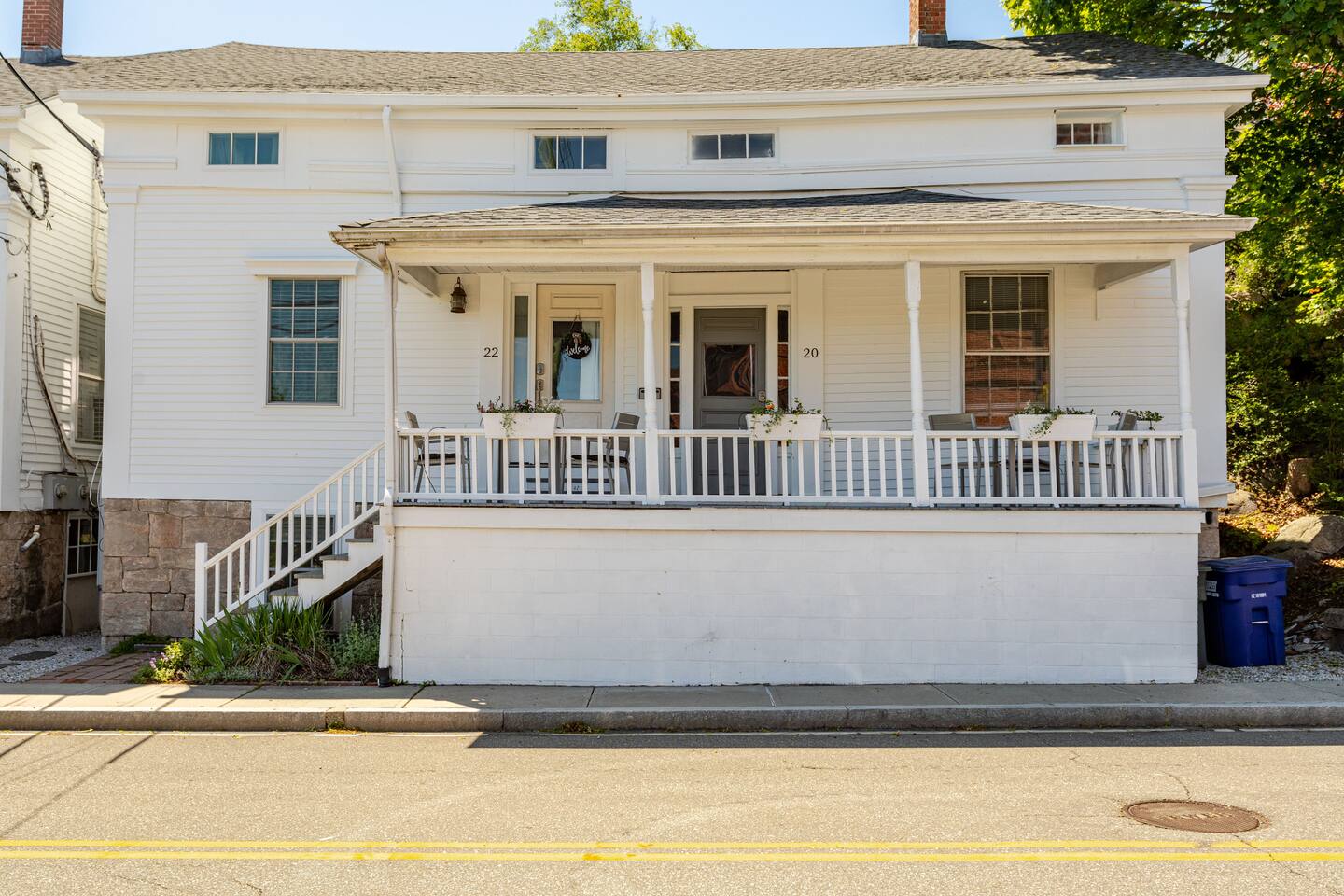 ⚓ Newly Renovated Townhouse in Downtown Mystic
