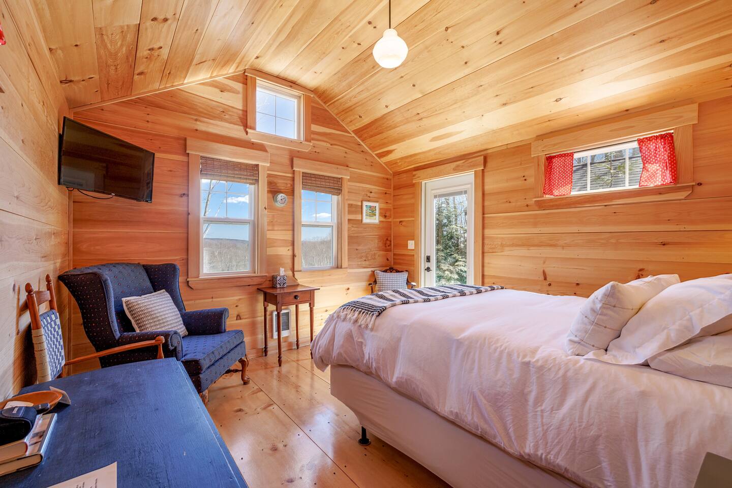 Eco-Modern Cabin #2 • Quiet Maine Getaway • Sauna — Stockton Springs — vacation rental