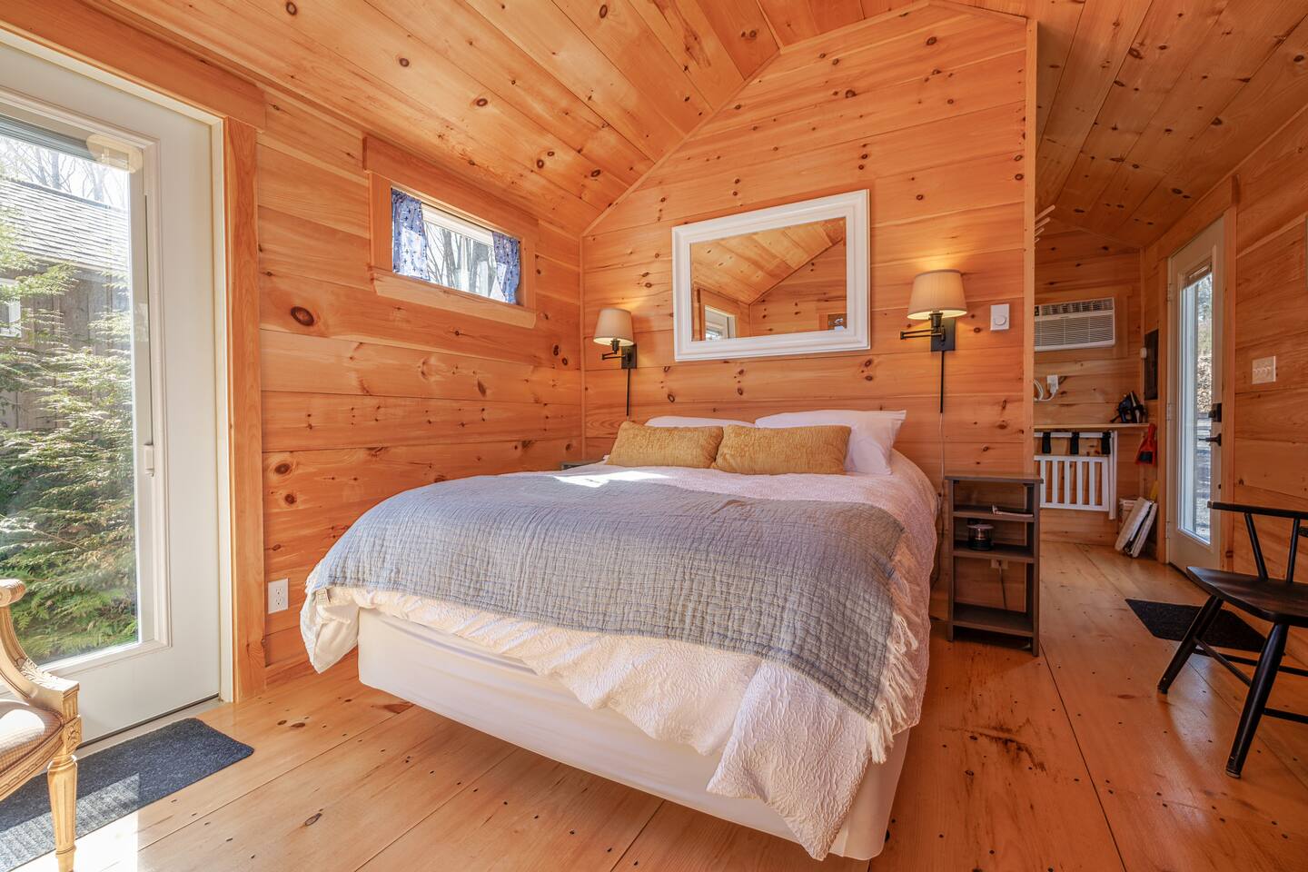 Restful Maine Cabin #6 • Fire Pit • Sauna • Beach — Stockton Springs — vacation rental