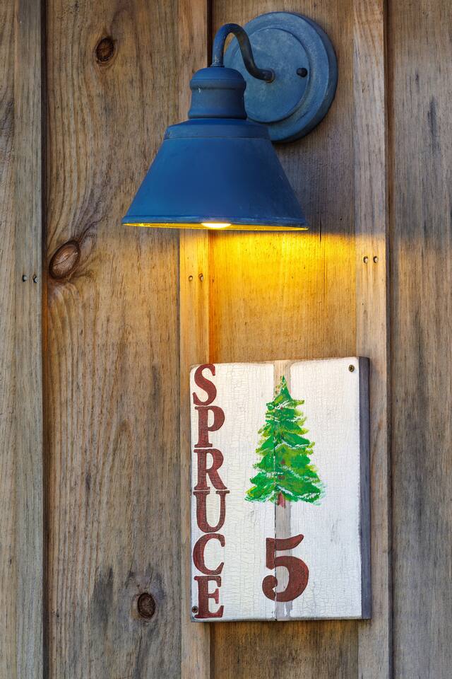 Beautiful Maine Cabin #5 • Wood Fired Cedar Sauna