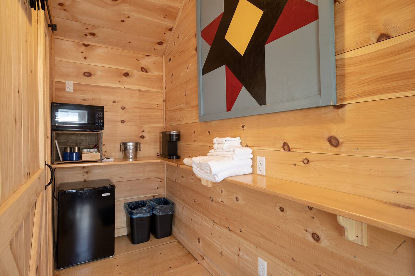Beautiful Maine Cabin #5 • Wood Fired Cedar Sauna