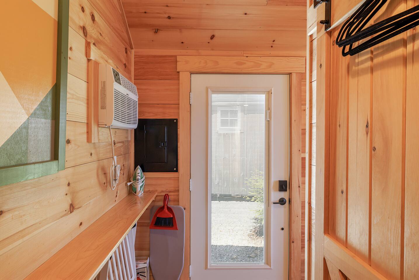 Eco-Modern Cabin 1 near Sandy Point • Sauna Access