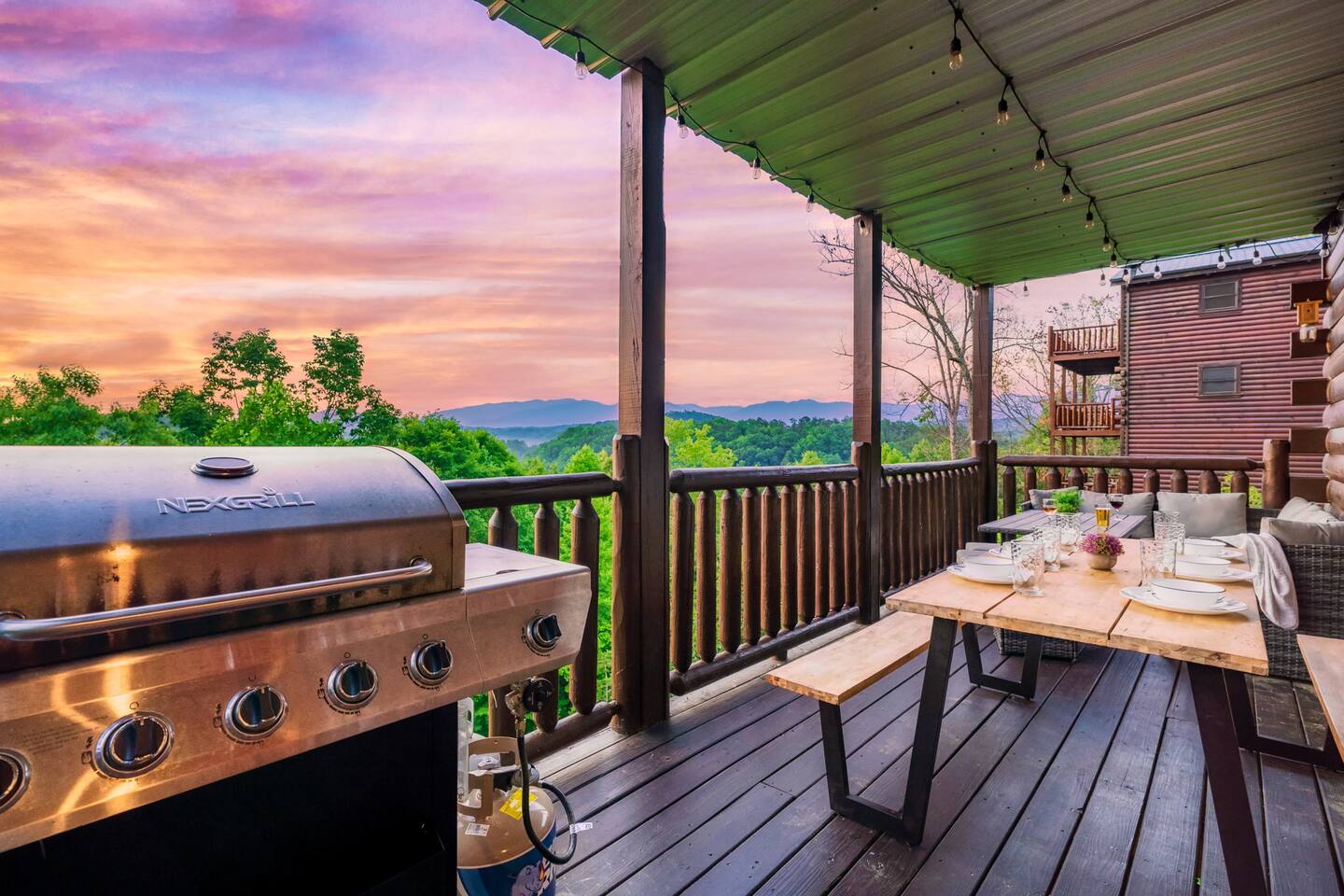 Epic Mountain Views, Theater, Hot Tub, Firepit Fun