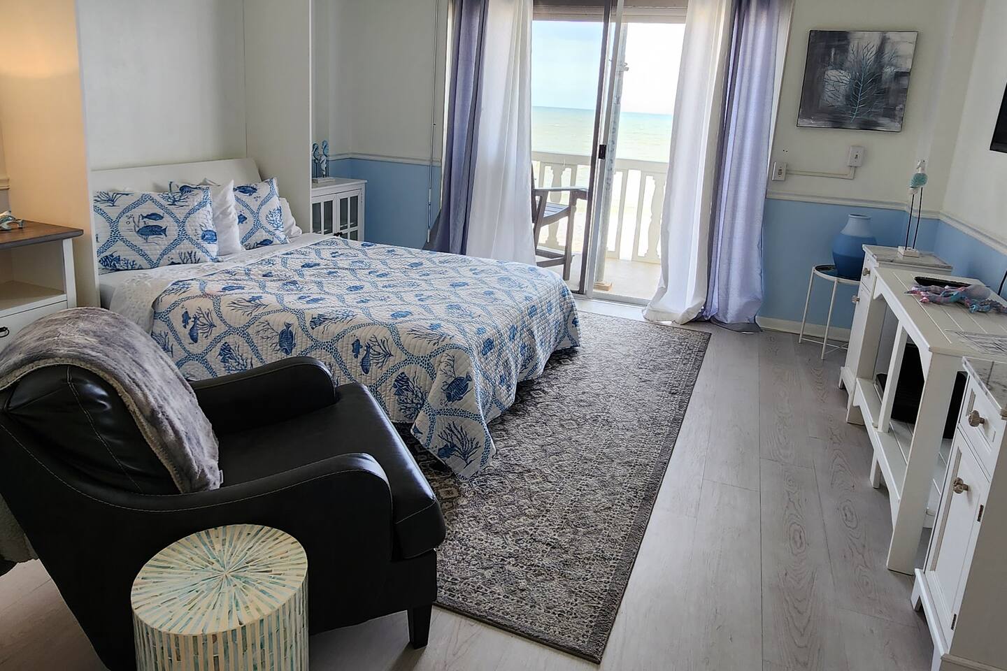 Ormond OceanFront Luxury Studio Condo w/kitchen — Ormond Beach — vacation rental