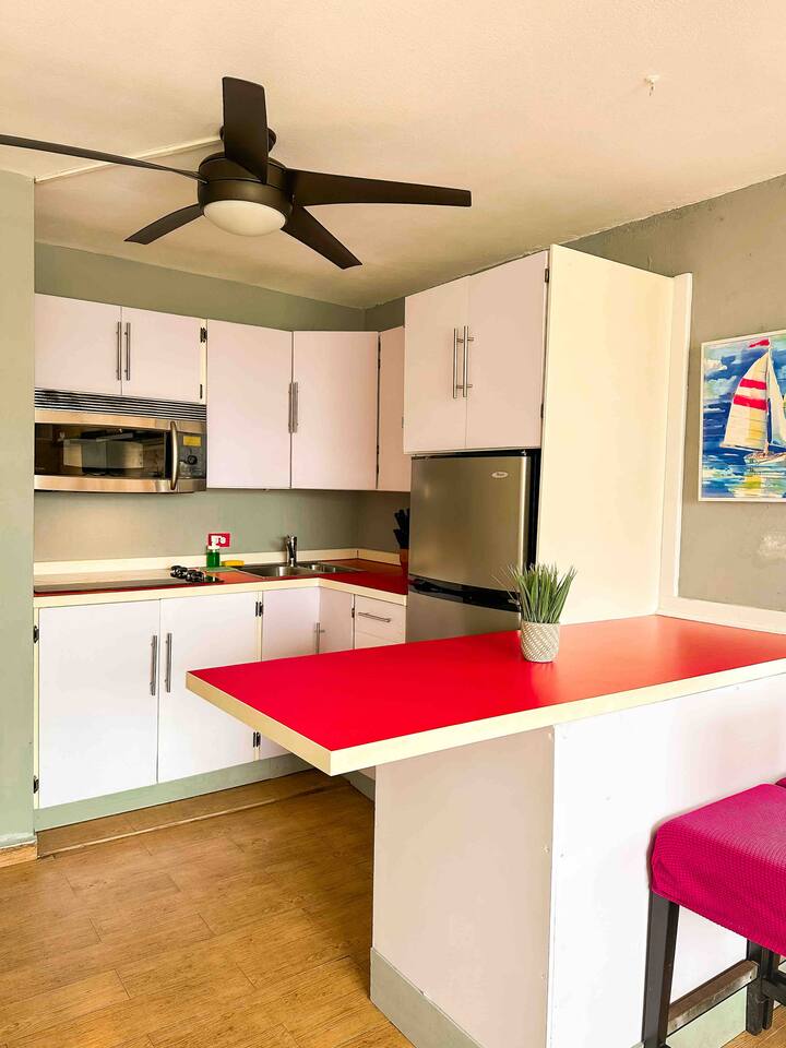 Isla Verde Studio|Steps to Beach•Pool•Free Parking