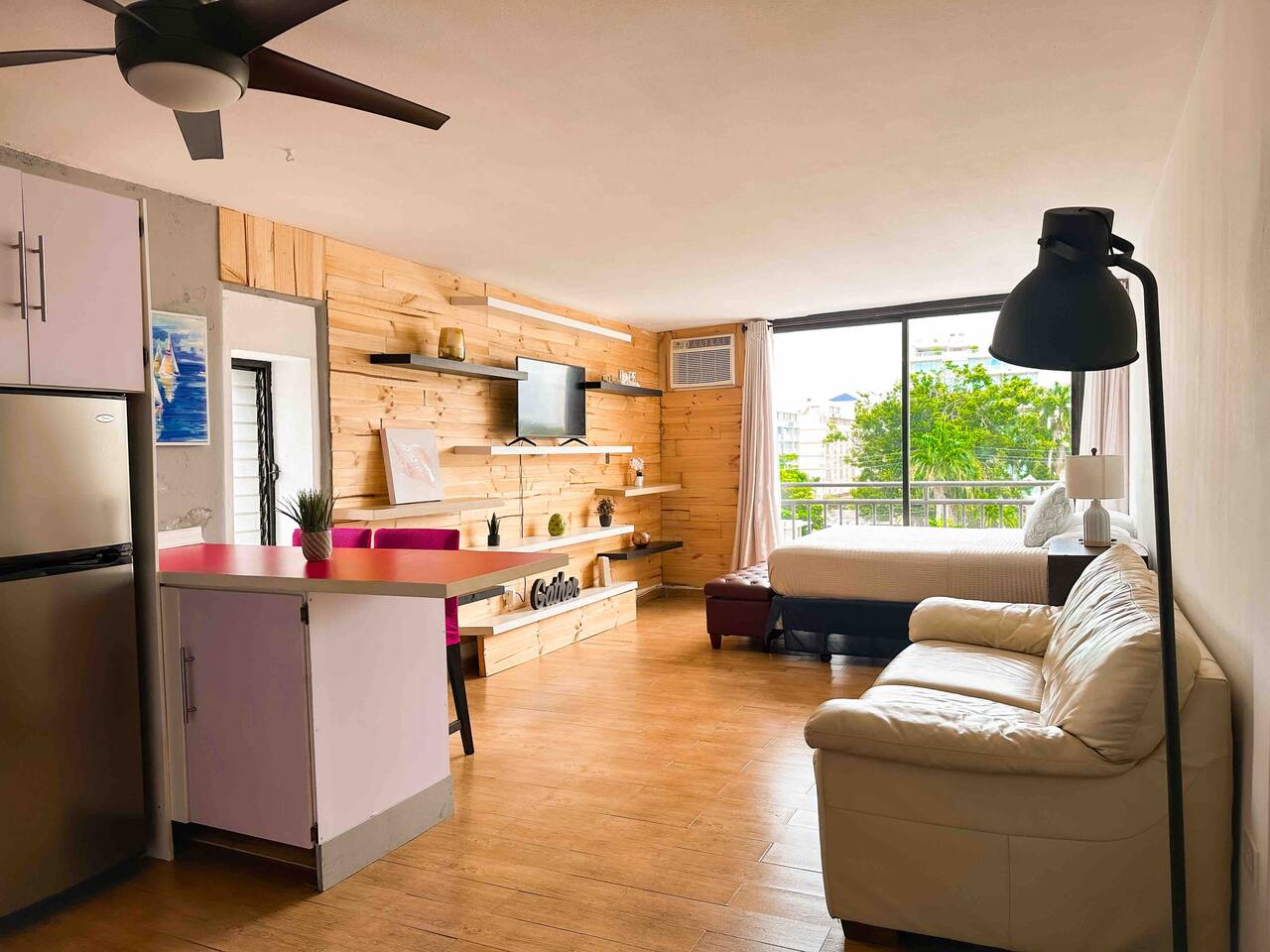Isla Verde Studio|Steps to Beach•Pool•Free Parking
