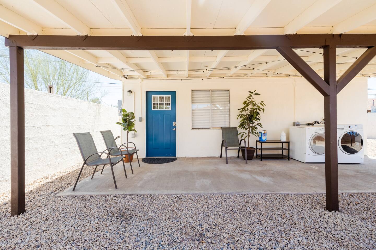 Charming 2 BR in Sunny Phoenix | Netflix| Laundry