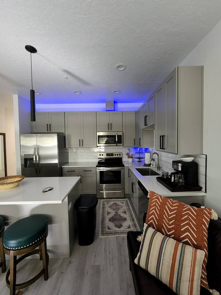Desert Oasis Hideaway close to Greenbelt & Winery