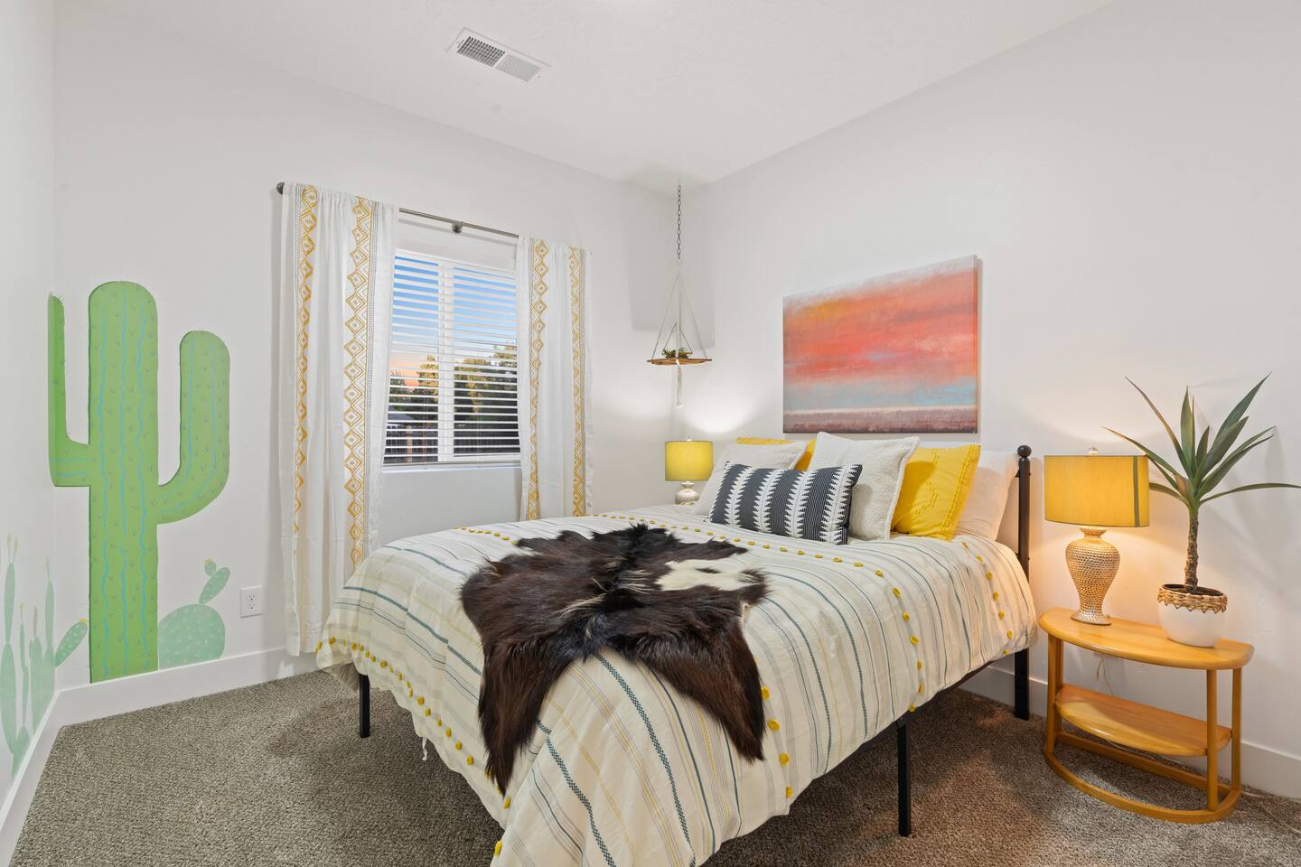 Desert Oasis Hideaway close to Greenbelt & Winery
