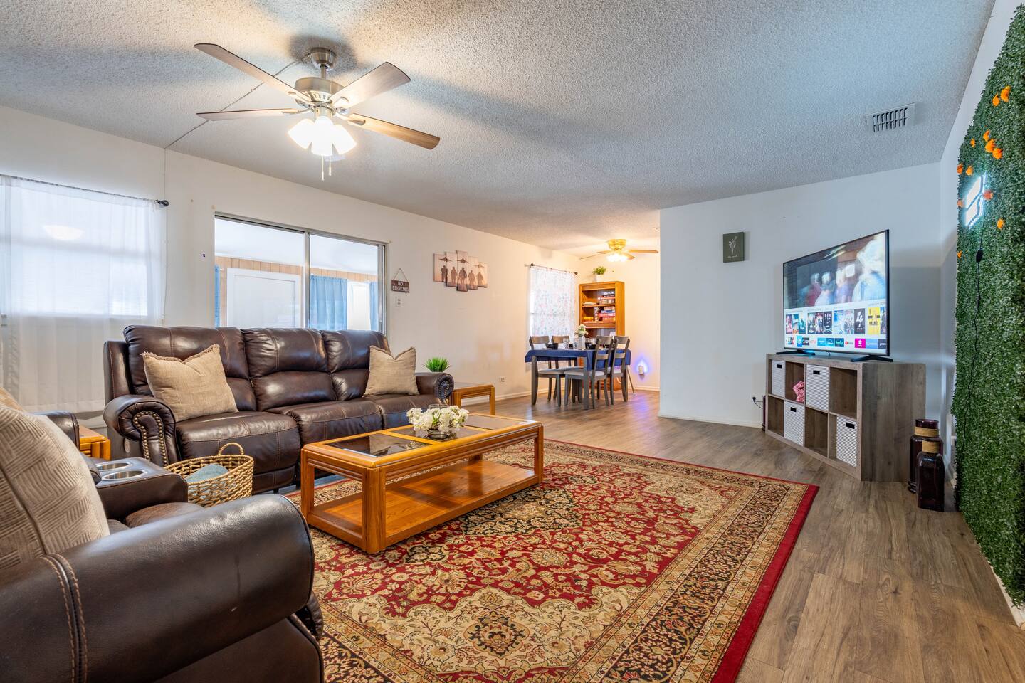 Great location 8 miles to Lackland AFB & SeaWorld - Holiday Home