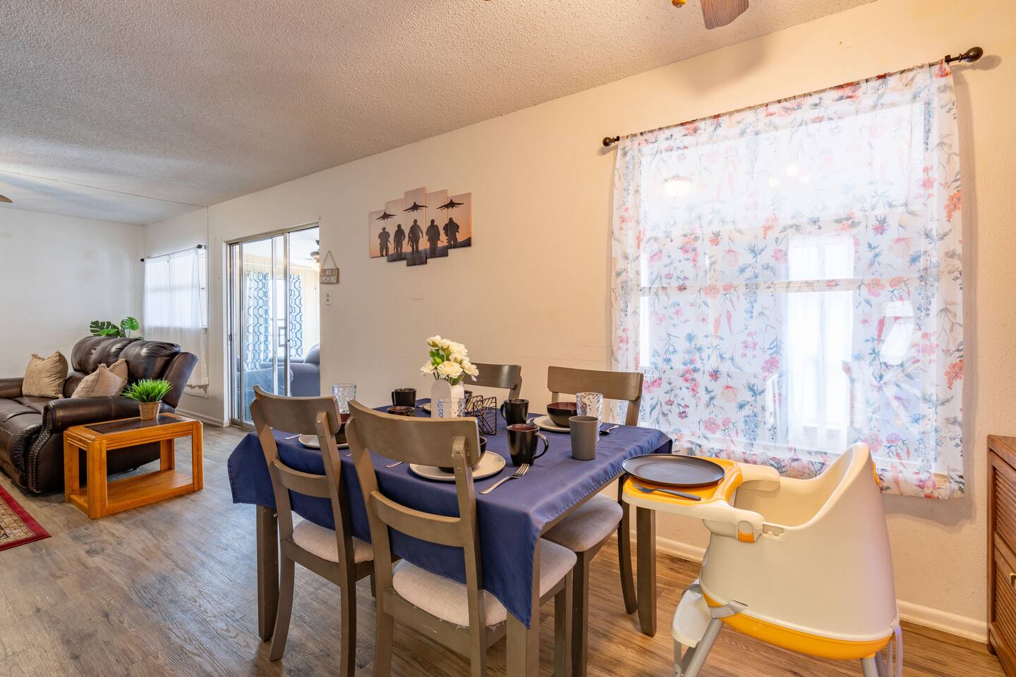 Great location 8 miles to Lackland AFB & SeaWorld - Holiday Home