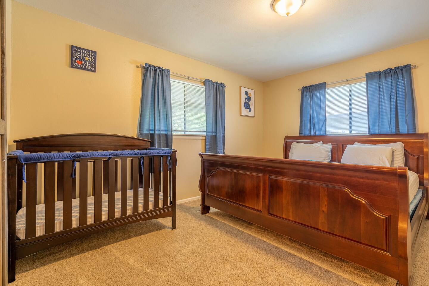 SA Randolph New Braunfels Vacation home with King Bd Sleeps 10