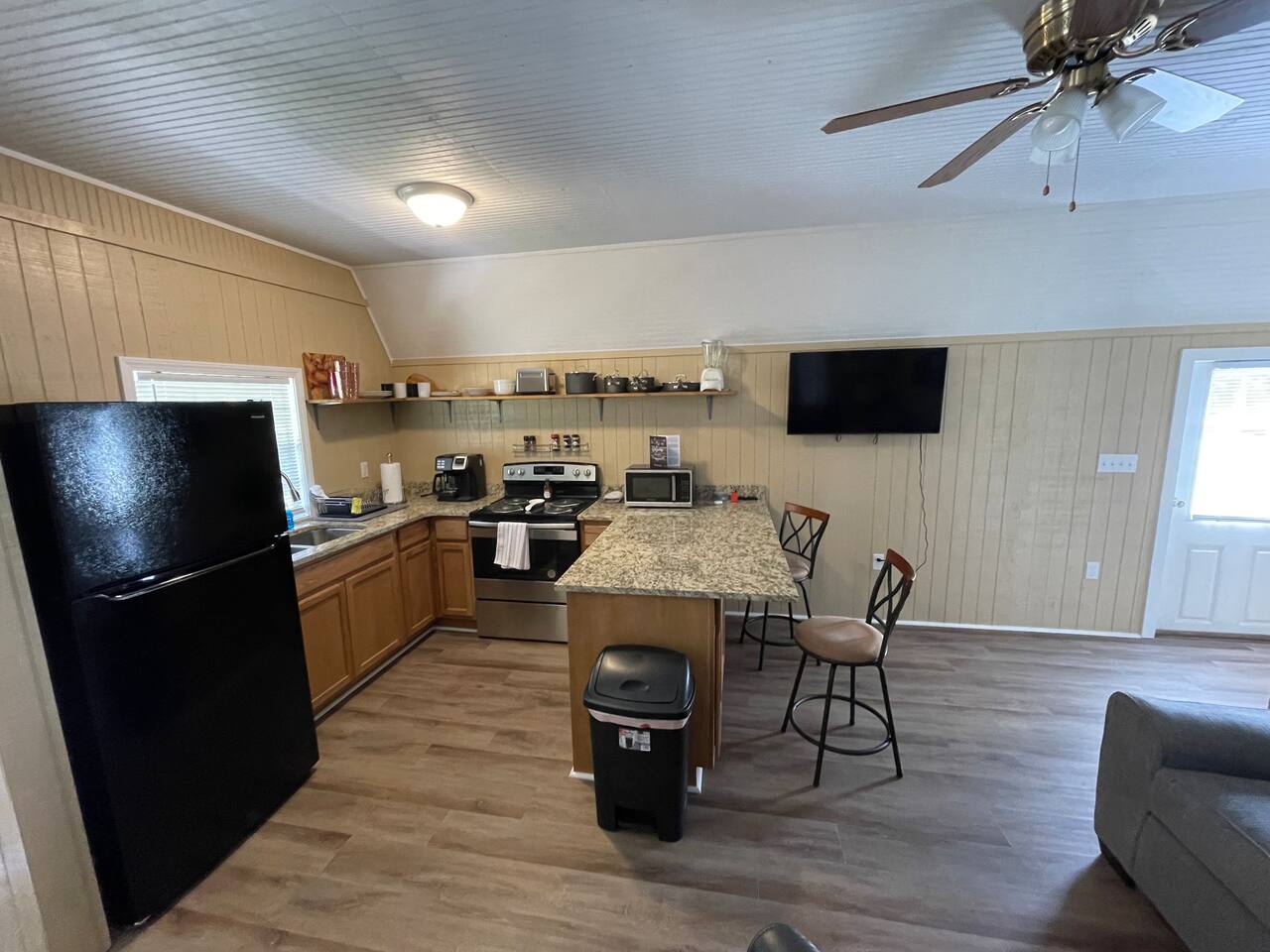 Rural Getaway. Sleeps 2, Near Paul B State Park