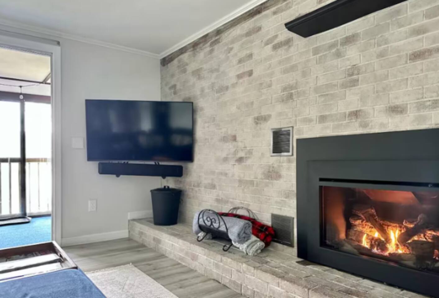 Cozy NH Retreat | Near Lakes, Trails & Skiing