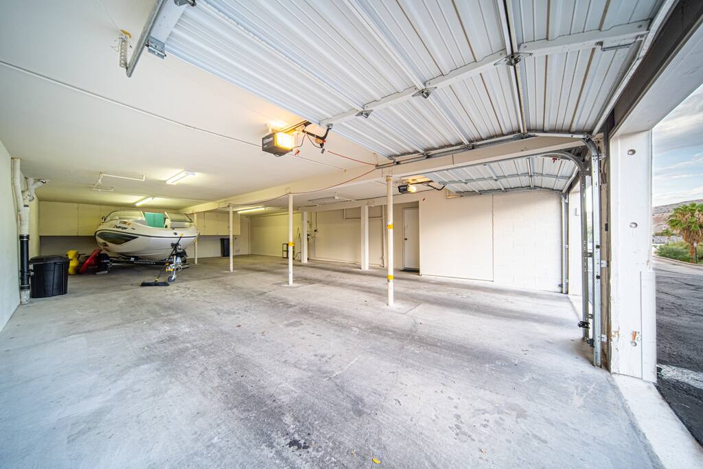 Riverfront w/ Private Dock and Marina | Sleeps 8
