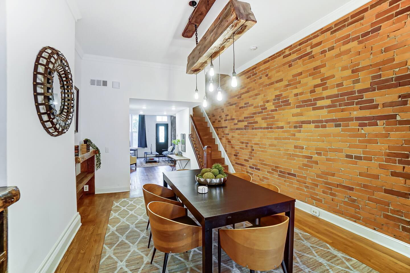 Historic Brownstone-Mt Adams-Perf for Weddings!