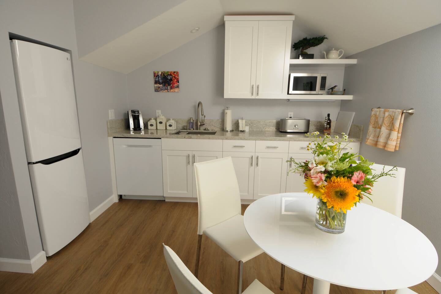 Plaza Loft - In the Heart of Downtown Sonoma