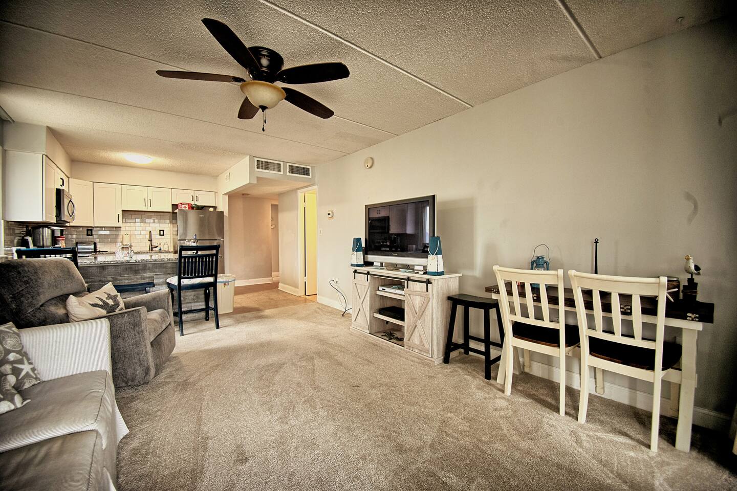 ☀️ Enjoy the Beachlife!! —>2Bed & 2Bath Condo ☀️