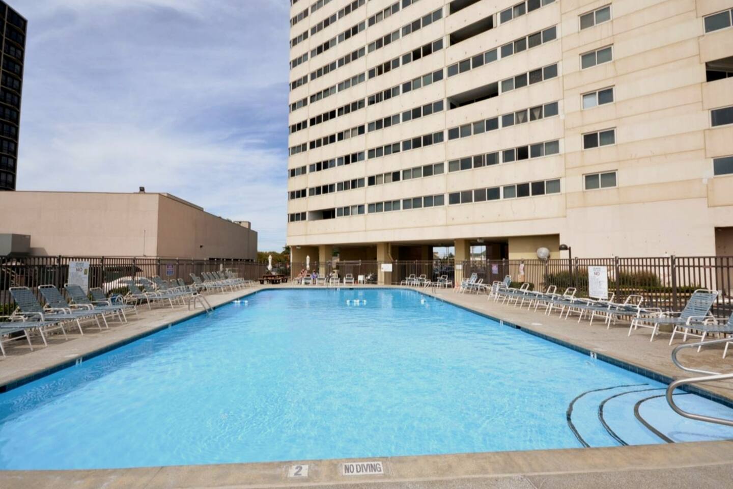 ☀️ Enjoy the Beachlife!! —>2Bed & 2Bath Condo ☀️