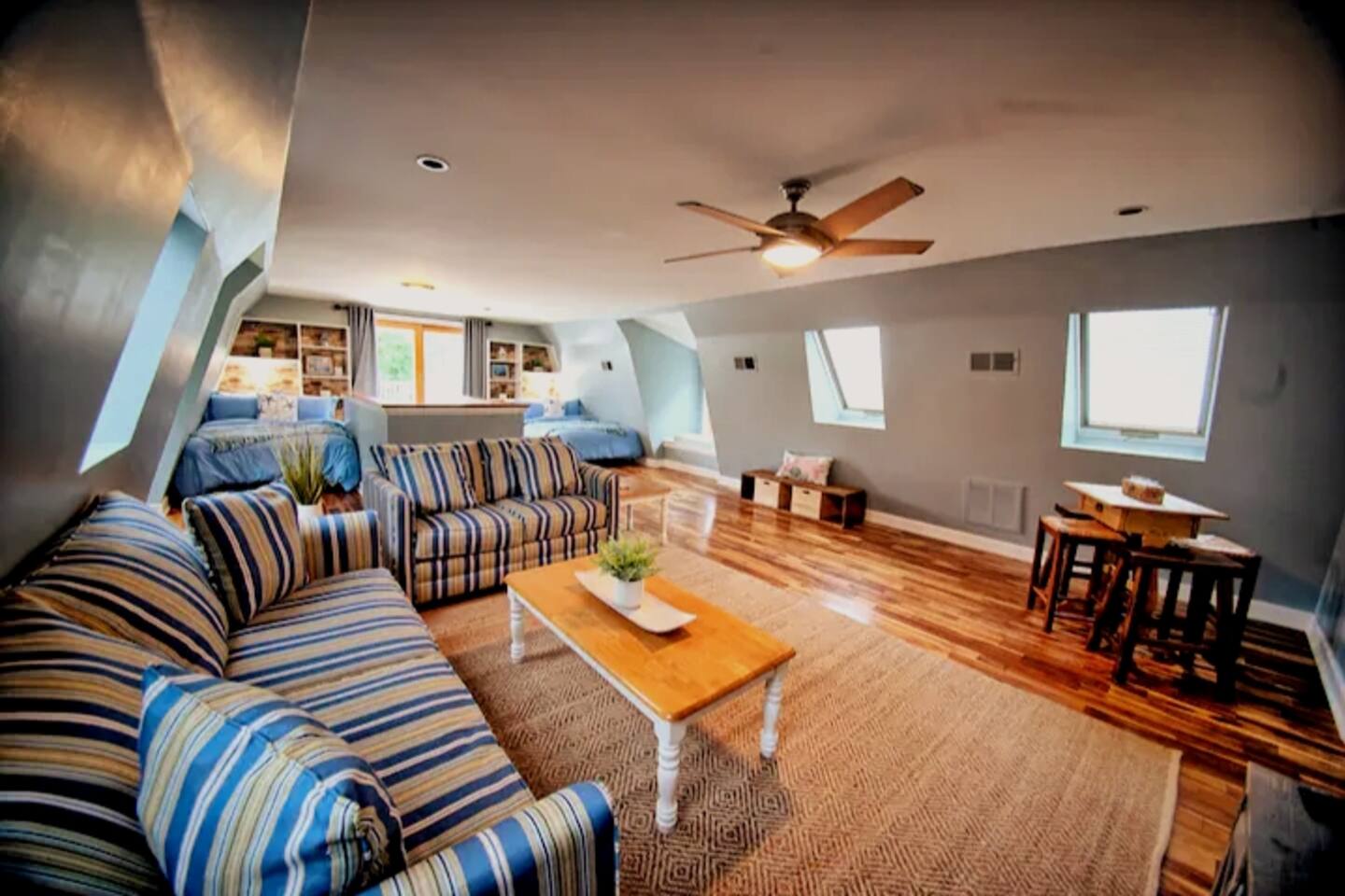 ❤️Charming Coastal/Country Home w/3 Acres & Sauna!❤️