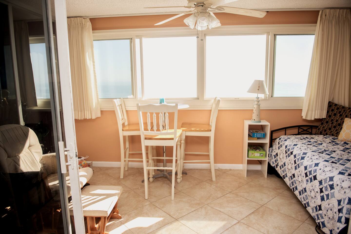🏖 *Ocean *Ocean *Ocean* 🏖 Beautiful Condo!!