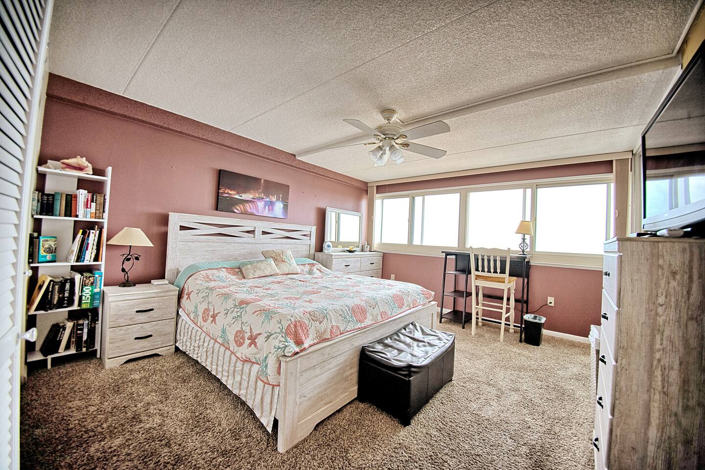 🏖 *Ocean *Ocean *Ocean* 🏖 Beautiful Condo!!