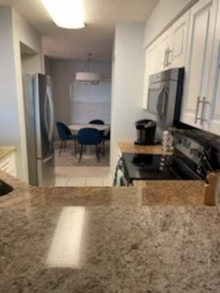 Quiet direct oceanfront 2 bed 2 bath condo w/pool