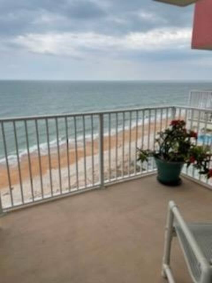Quiet direct oceanfront 2 bed 2 bath condo w/pool