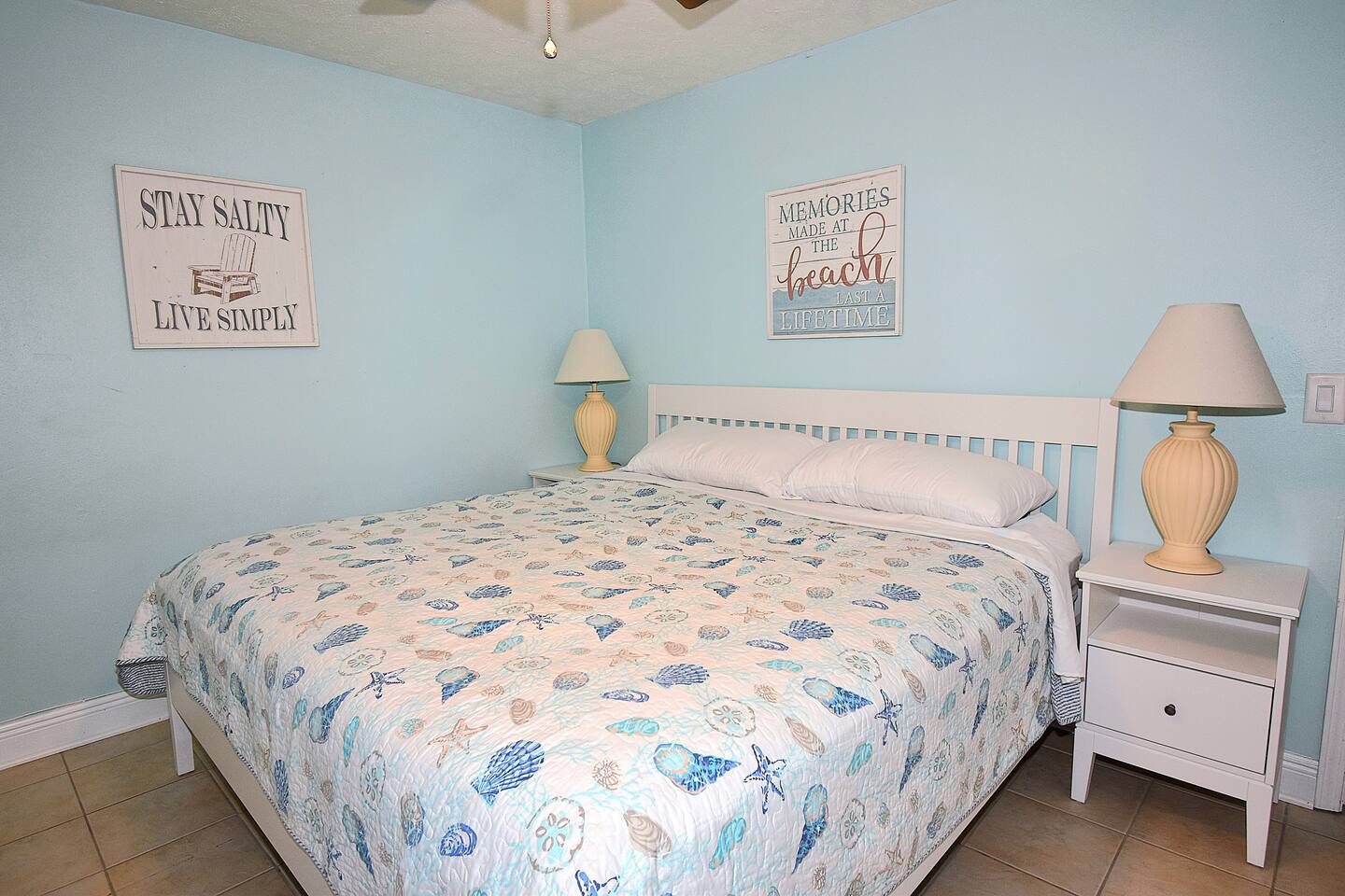 Sunswept 102-Beachfront 1br with Beautiful Views