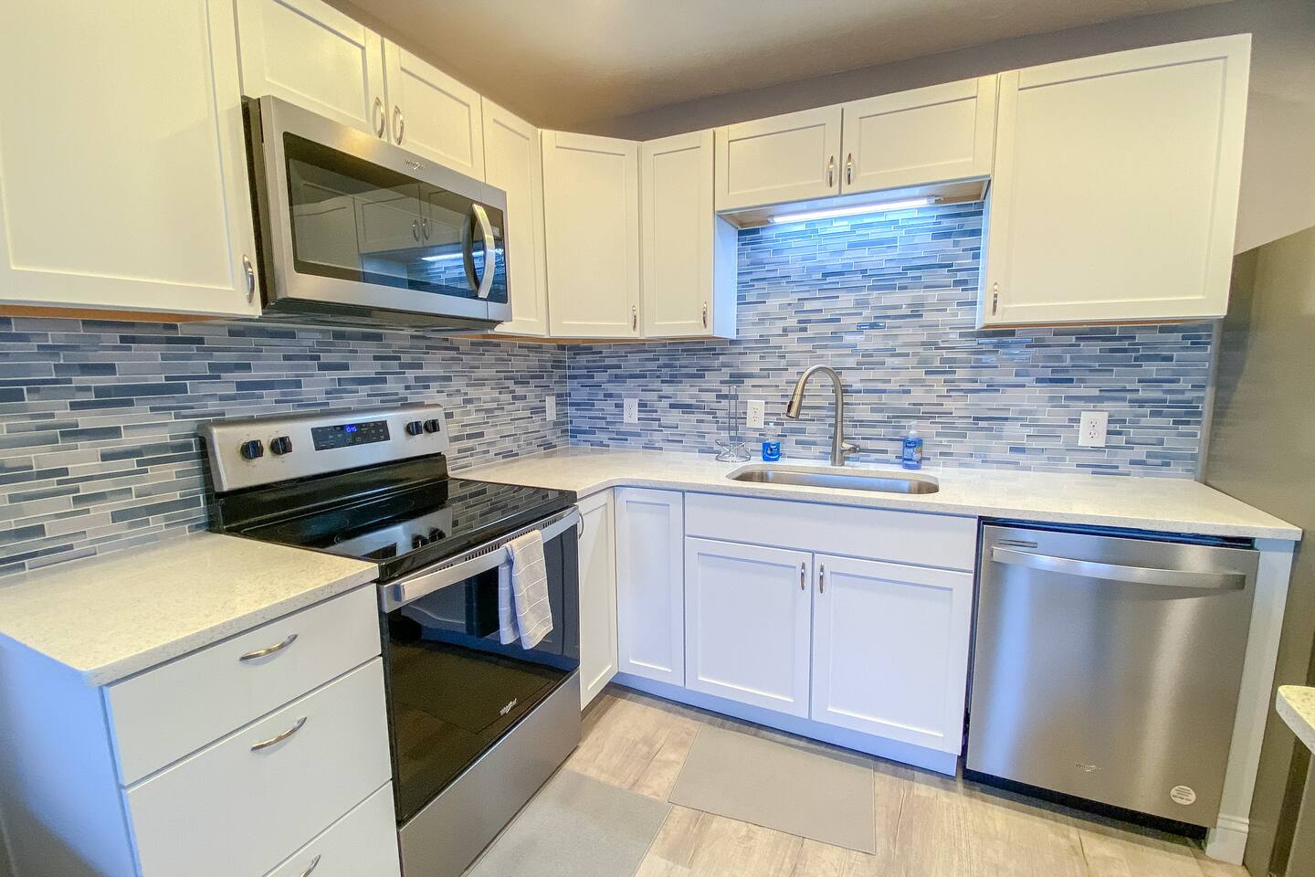 Susnwept 109-Newly Renovated Ocean Front Condo