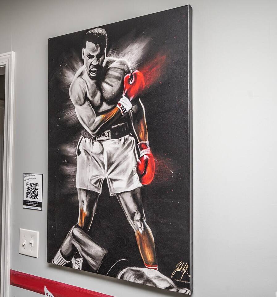 Luxury Sports Art Gallery - 15 mins to ATL Battery