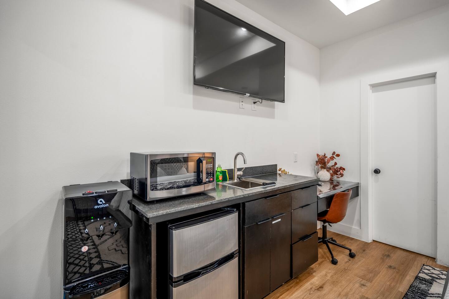 Nestled Nook Studio #3 @ East End Revitalized