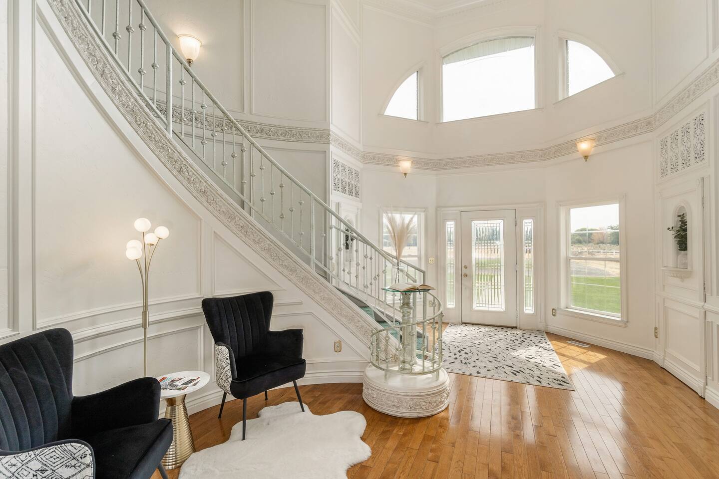Canyon Rim, Privacy, Hot-Tub, Theater, Relaxation!