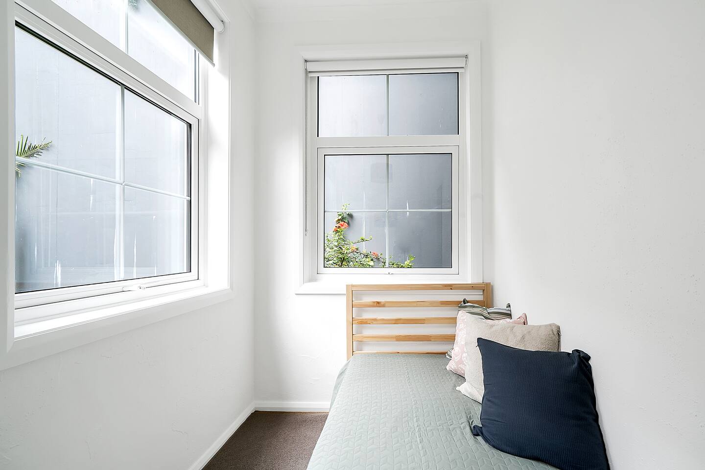 Level access, 2 mins walk to Corso, Wharf, Harbour