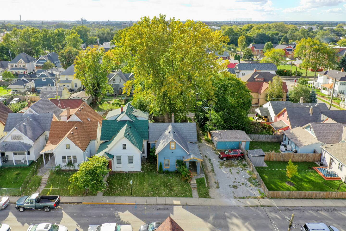 3 BR Cozy Home Near Indy Downtown , Foosball Table