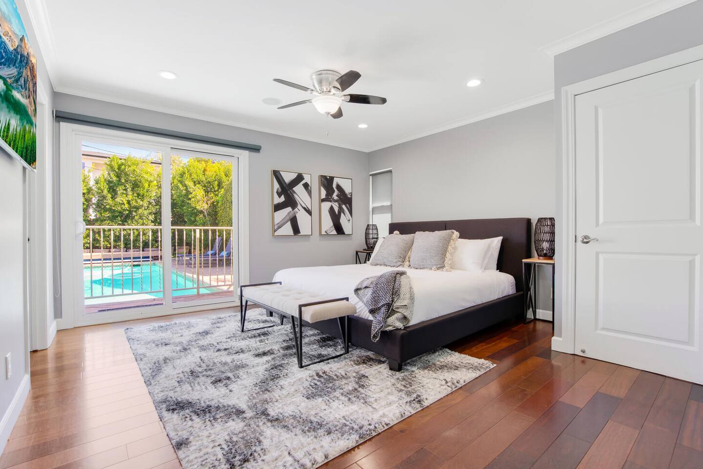 4BR Oasis Near Ventura Blvd with Pool, Ping Pong, BBQ Fun