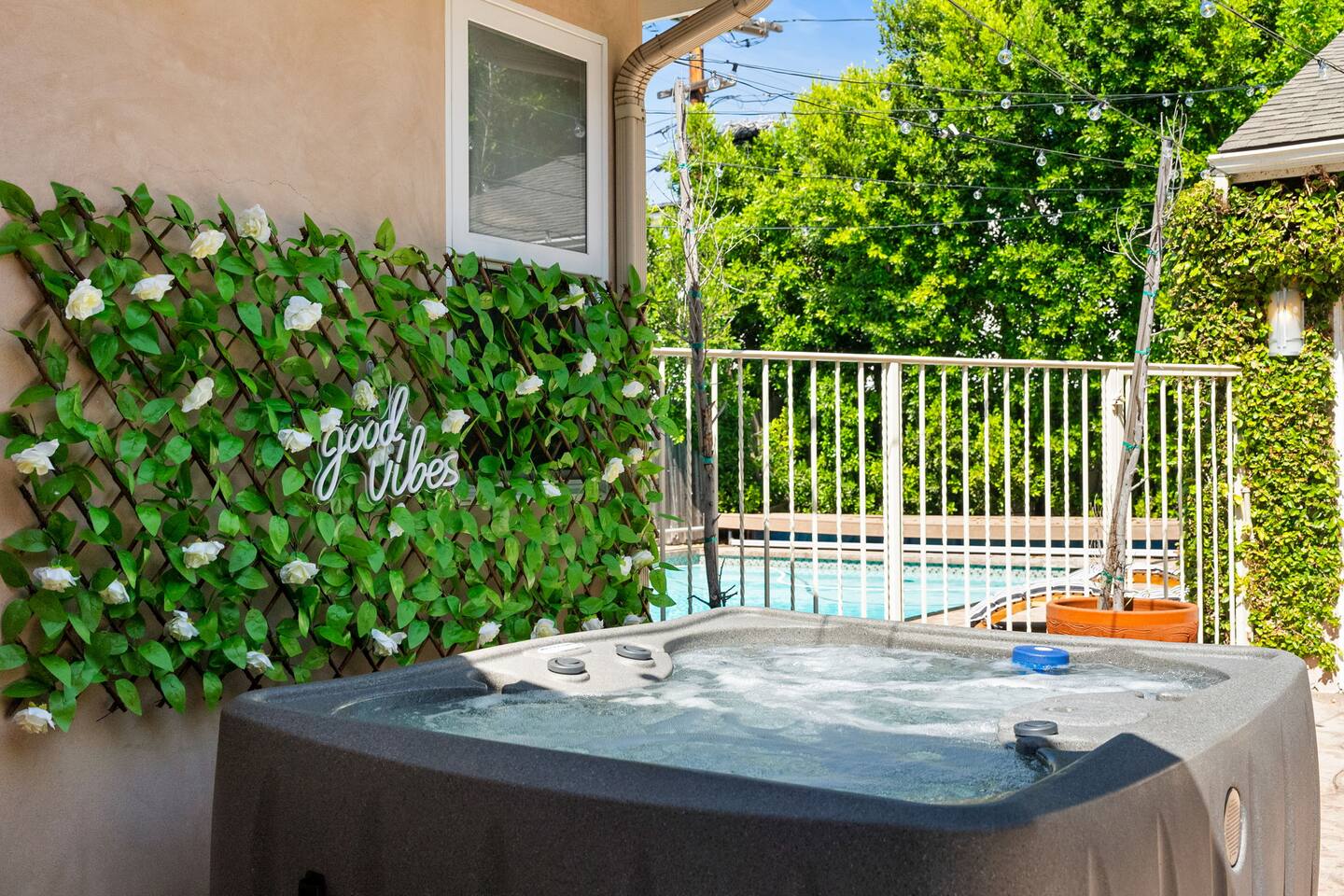 4BR Oasis Near Ventura Blvd with Pool, Ping Pong, BBQ Fun