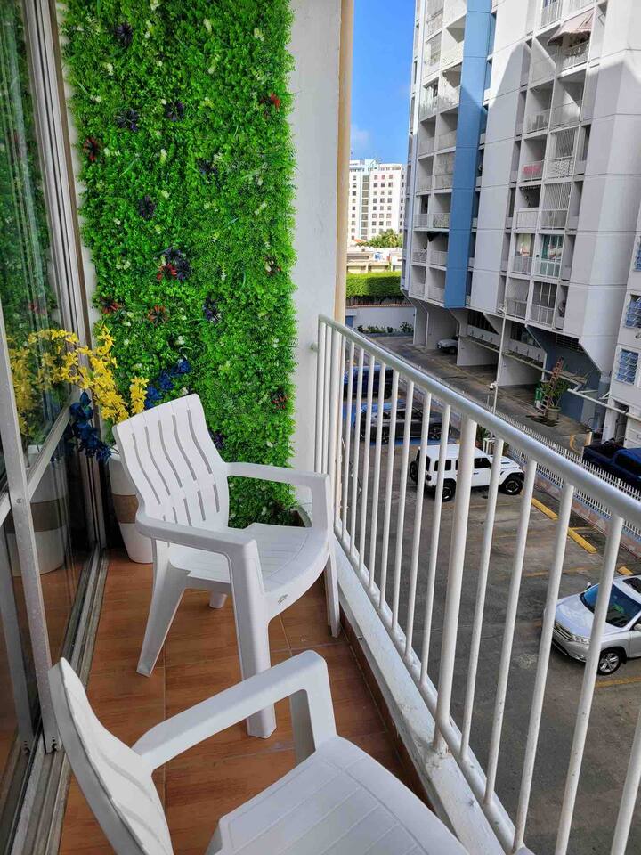 Isla Verde Studio Walk to Beach Free Parking Pool