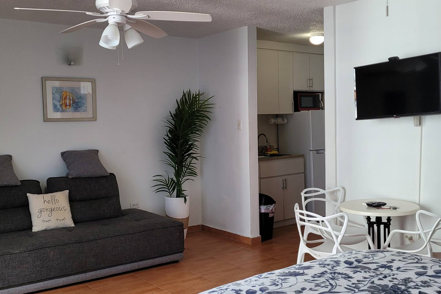 Isla Verde Studio Walk to Beach Free Parking Pool