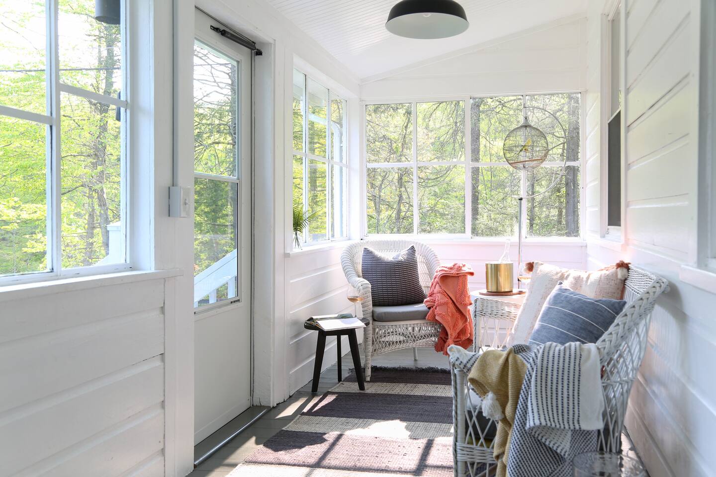 PerchCottages #11: Creek access + Sauna + Mt views