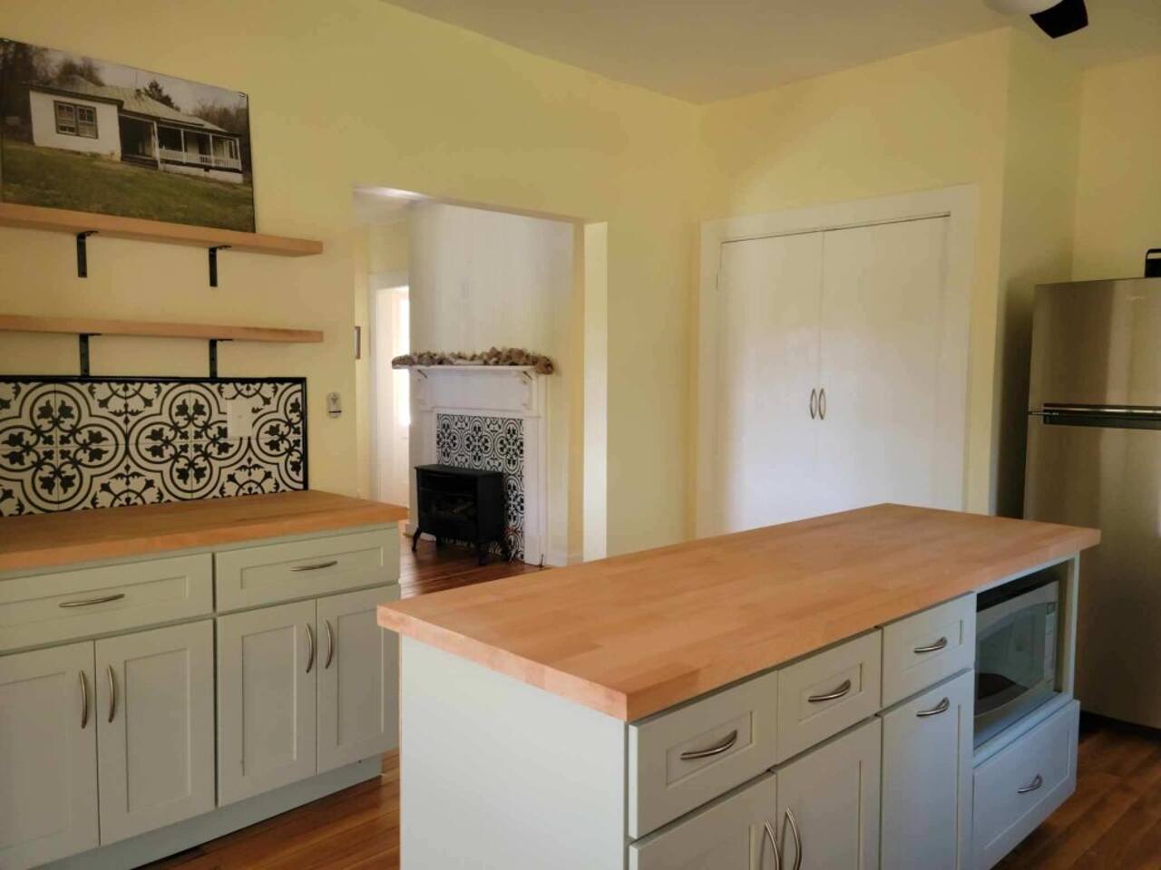 Restored 1900s Historic Home - Jonesboro, VA