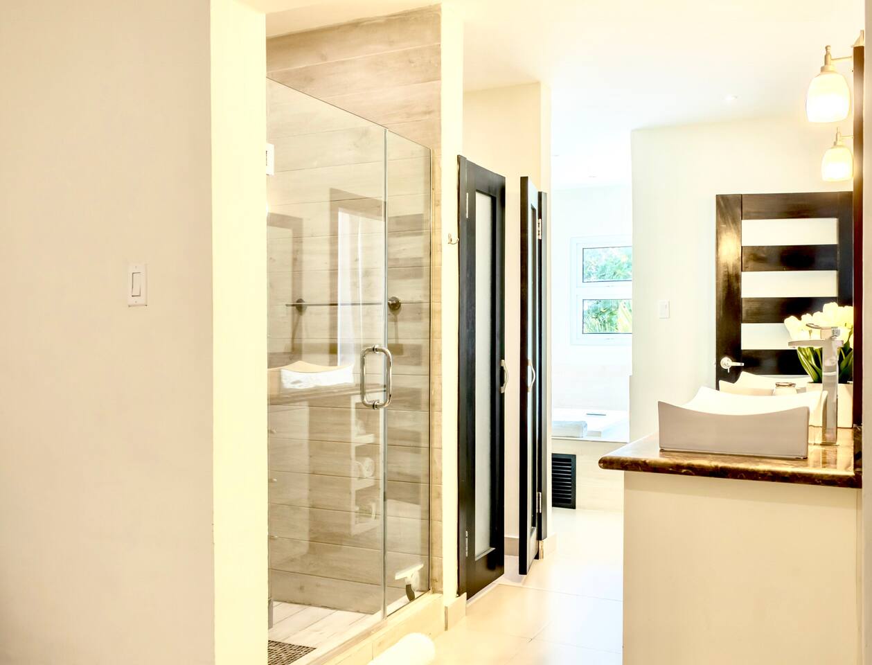 Montego Bay Luxury 2BR Villa | Ocean Views & Pool