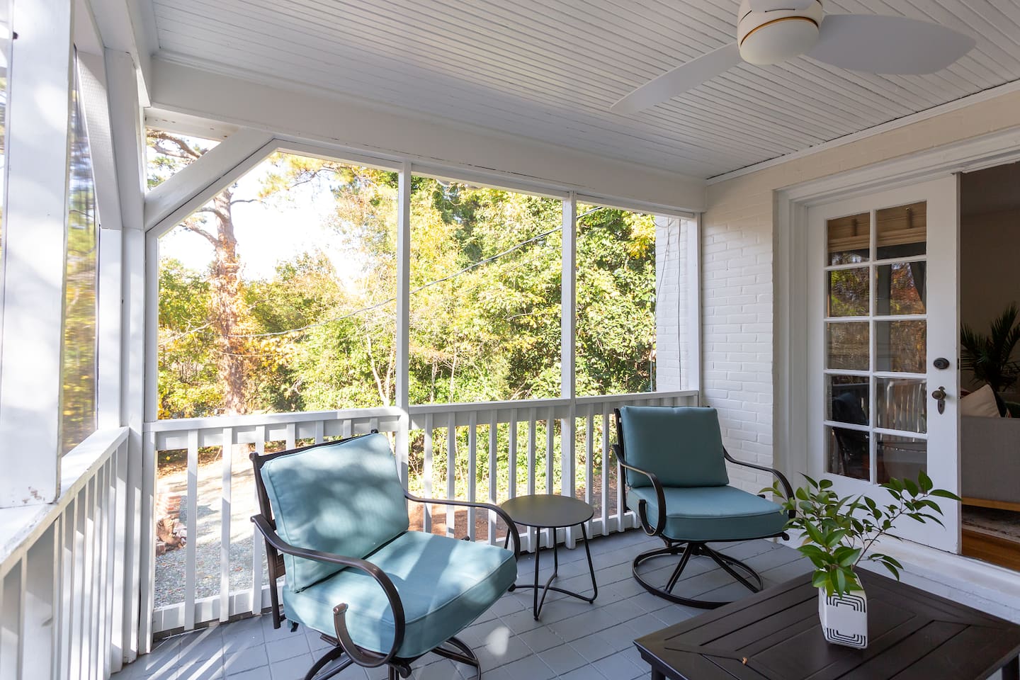 Radiant Home in Graham – Garden Views | BBQ Grill