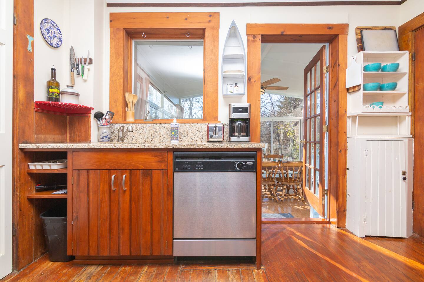 Antique Cottage|PRIVATE SAUNA|Beach|Firepit+Grill