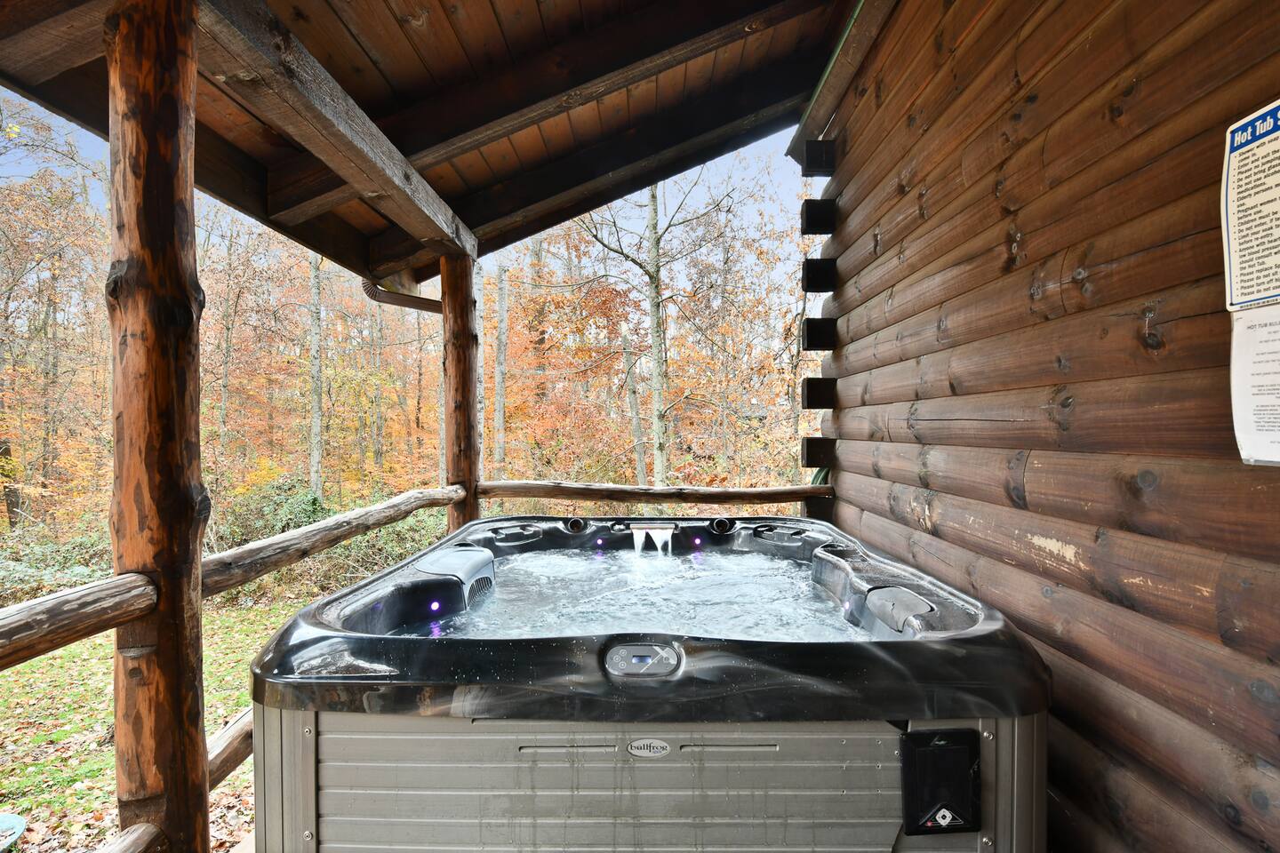 Charming 2Bed Cabin in the HEART of Hocking Hills!