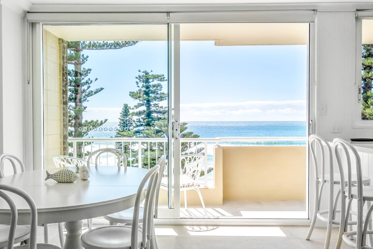 Luxury beachfront with unbelievable views — Manly — vacation rental