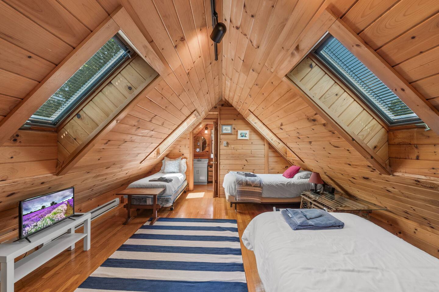 Seaside Home|Sleeps 7|Plum Cove Beach+Rockport!