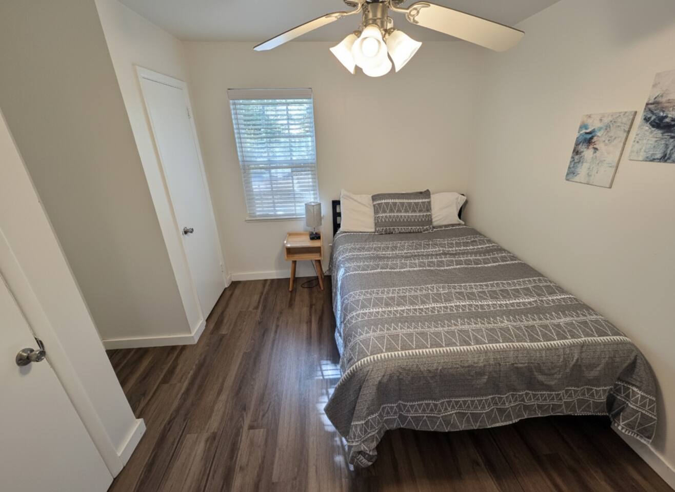 Sweet Escape: 2 BR 1BA | UAMS & Downtown