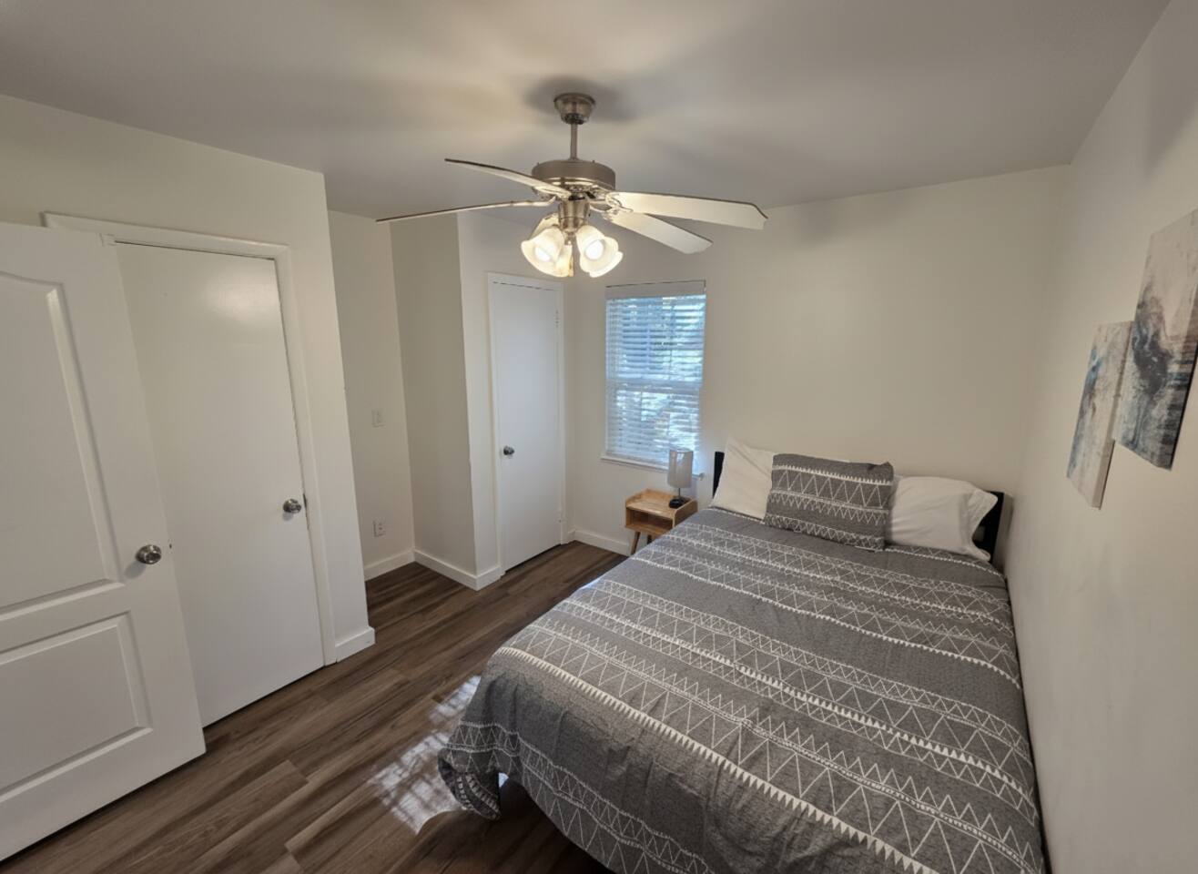 Sweet Escape: 2 BR 1BA | UAMS & Downtown